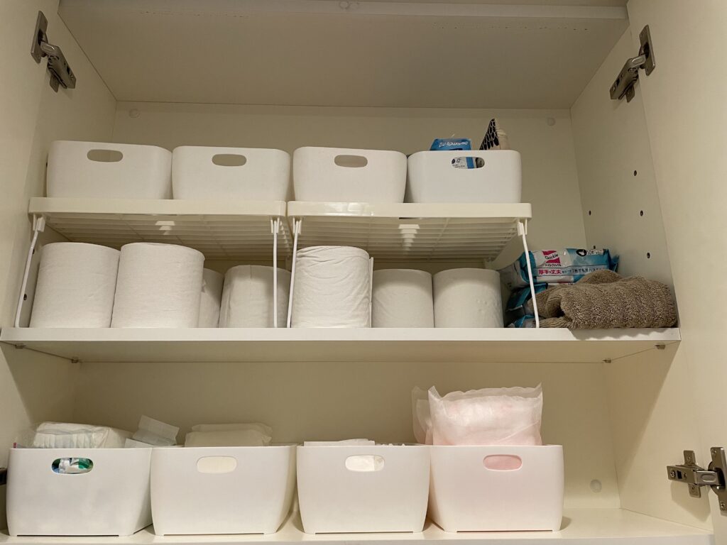 福岡　整理収納アドバイザー　トトノウラボ
トイレ収納庫の中