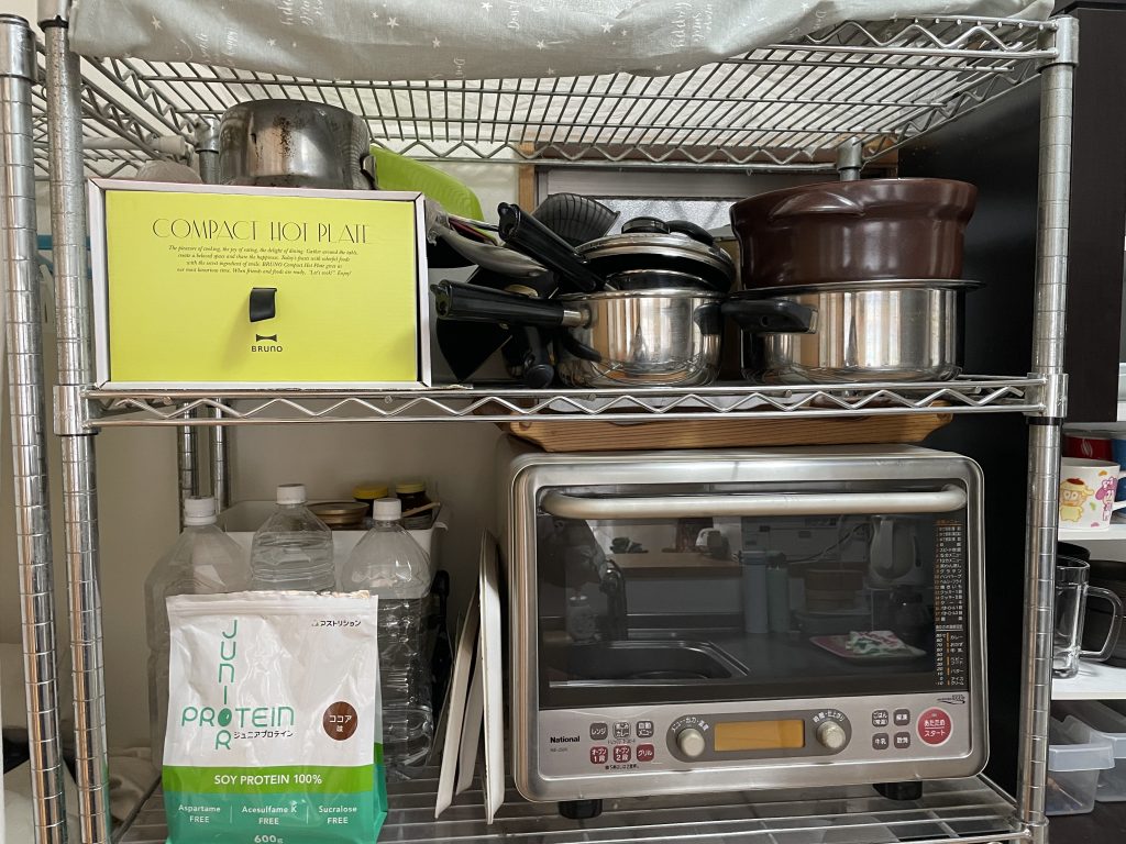 福岡　整理収納アドバイザー　トトノウラボ　キッチン　ビフォー
片付け後のキッチン家電タワー