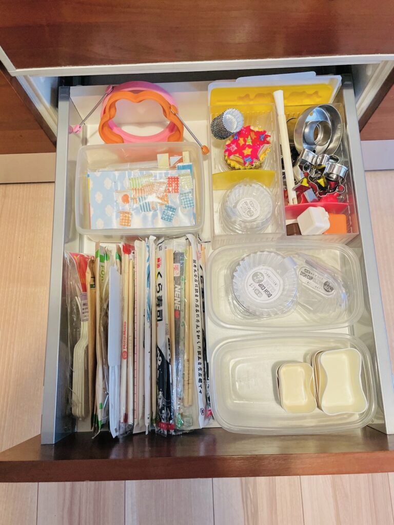 福岡　整理収納アドバイザー　トトノウラボ
片付け後のキッチン引き出し