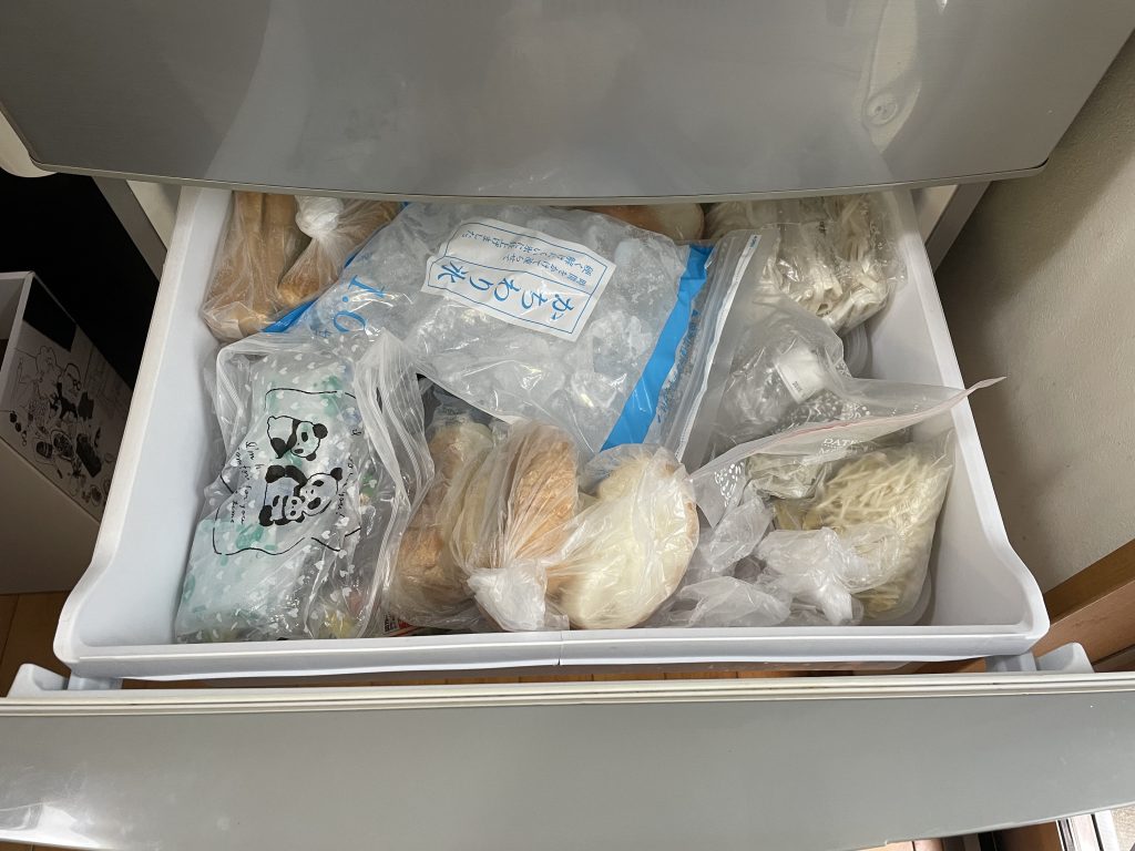 福岡　整理収納アドバイザー　トトノウラボ　冷蔵庫　ビフォー