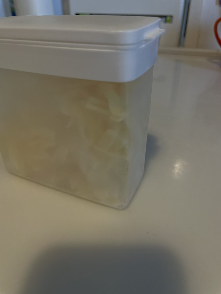 福岡　整理収納アドバイザー　トトノウラボ　冷蔵庫　
冷凍チーズ保存容器