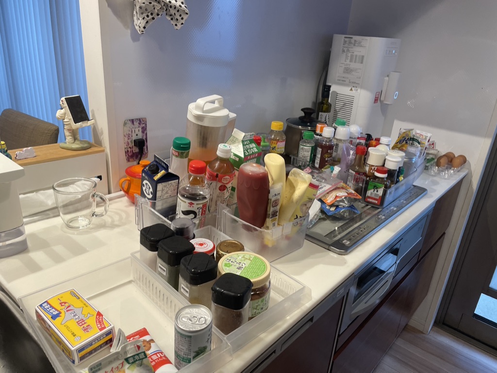 福岡　整理収納アドバイザー　トトノウラボ　冷蔵庫　ビフォー
冷蔵庫の中食材達