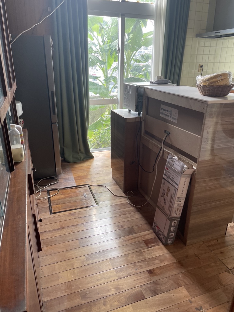 福岡　整理収納アドバイザー　トトノウラボ　実家　キッチン　収納　引き出しの中