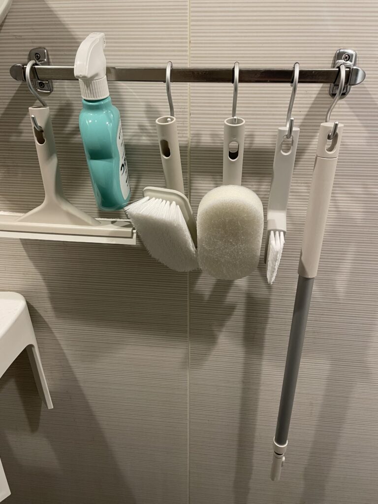 福岡　整理収納アドバイザー　お風呂掃除　吊るす収納